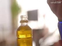 【中出し】  妻の留守中、生意気ギャル連れ子に理解させ、痙攣汗と潮吹きでイカせる！吉沢りあ