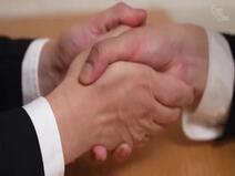 【中出し】  登校拒否のティーンエイジャーを自立させるため、ディープスロート洗脳され、精液を飲まされ、今ではアヘ顔で学校に通っている。